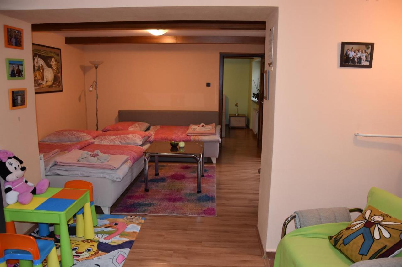 Dafinka Appartement Banská Bystrica Buitenkant foto