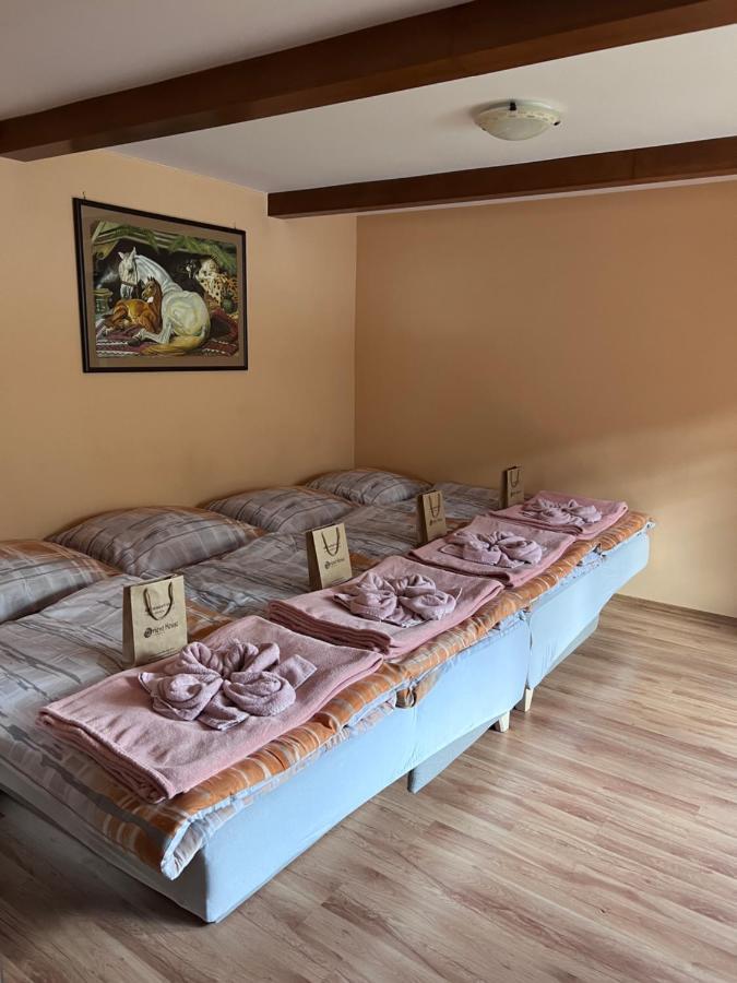 Dafinka Appartement Banská Bystrica Buitenkant foto
