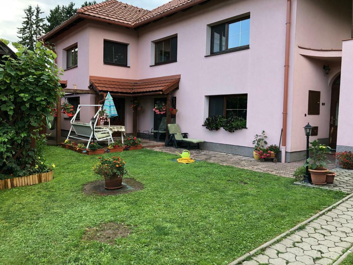 Dafinka Appartement Banská Bystrica Buitenkant foto